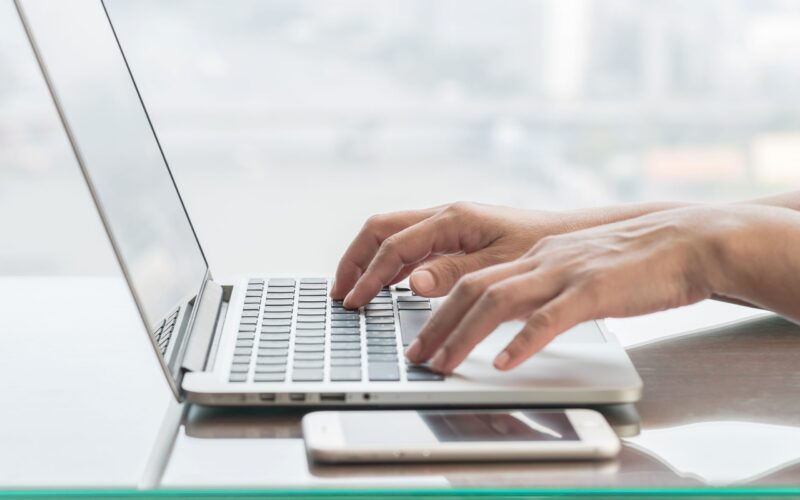 Governo de SP amplia em 14 vezes serviços digitais e transforma atendimento ao cidadão