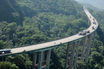 Pórtico Eletrônico em Testes no Sistema Anchieta-Imigrantes: Conheça o Siga Fácil