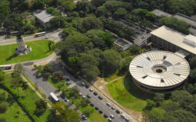 USP se destaca como a principal instituição de ensino da América Latina e figura entre as 120 melhores universidades globais em avaliação internacional.