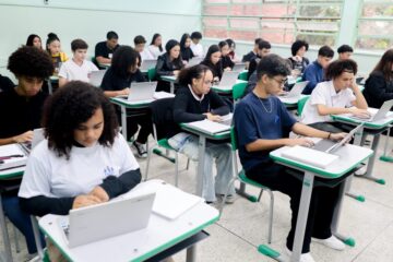 Simulado inovador do Provão Paulista e Enem alcança 325 mil estudantes da 3ª série do Ensino Médio em SP
