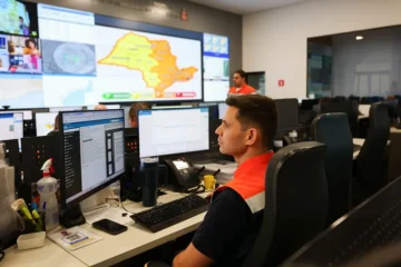 São Paulo implementa medidas de segurança em 12 parques urbanos para resguardar visitantes durante eventos climáticos severos na Operação El Niño