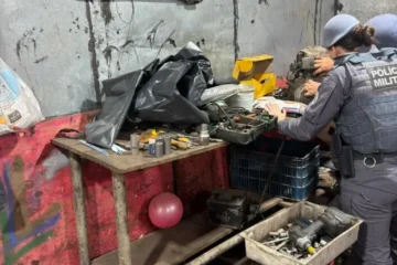 Força Tática de SP desmantela desmanche ilegal e captura 22 suspeitos com a ajuda de rastreador de veículo roubado